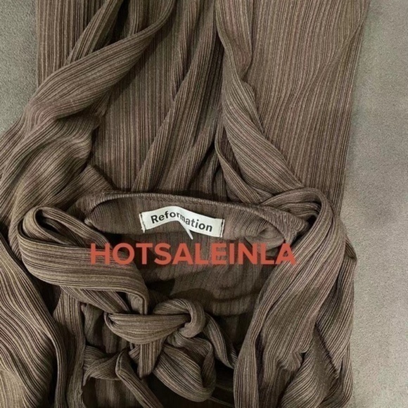 Reformation Benedict Dress in Chestnut *NEW* - Picture 4 of 6